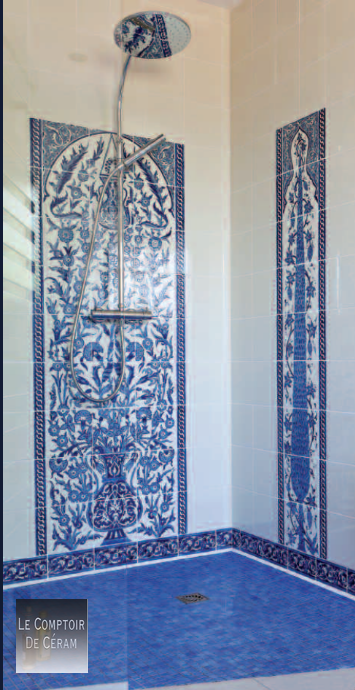 fresque murale céramique artisanale 100 x 100 cm pour douche hammam Marseille 13