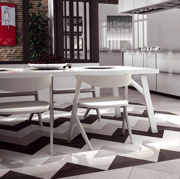 CARRELAGE POLYGONE NOIR ET BLANC AVIGNON 83