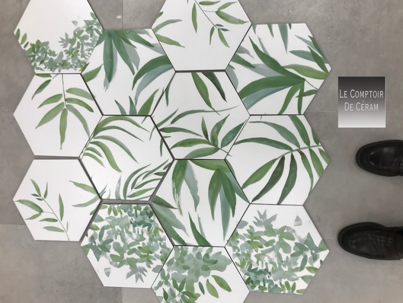 tomette a motifs feuilles nature pour sol et mur petit budget avignon 84