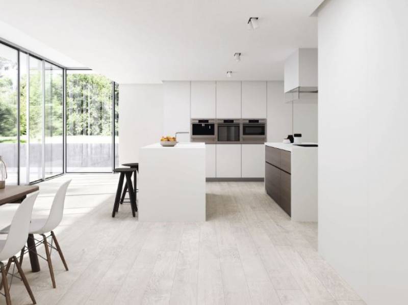 carrelage 240 x 10 cm blanc ultra brillant nice 06