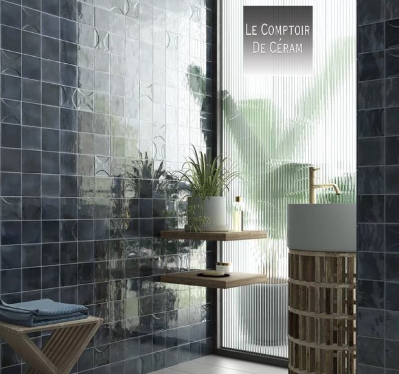 carrelage zellige bleu marine pour salle de bains originale rennes  35 