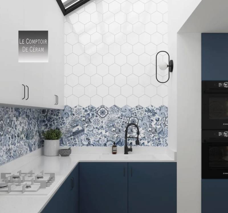 faïence murale retro à motifs bleu et blanc brillant design Montpellier 34