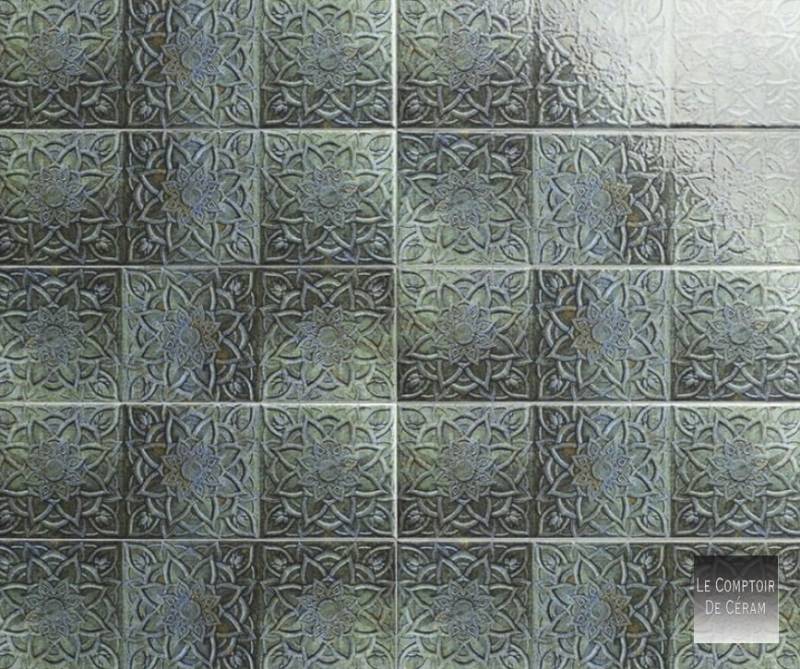 faïence aspect  métallisé a relief 3D 10 x 30 cm tours 37