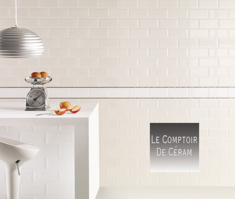 carrelage mural biseauté style métro blanc 10 x 20 cm Nice 06